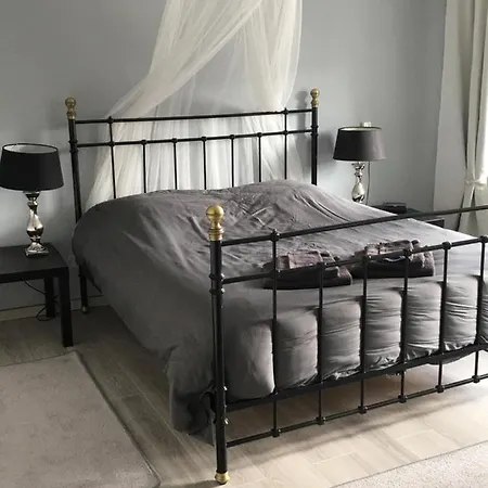 Holiday home Eifel-moezelhuis