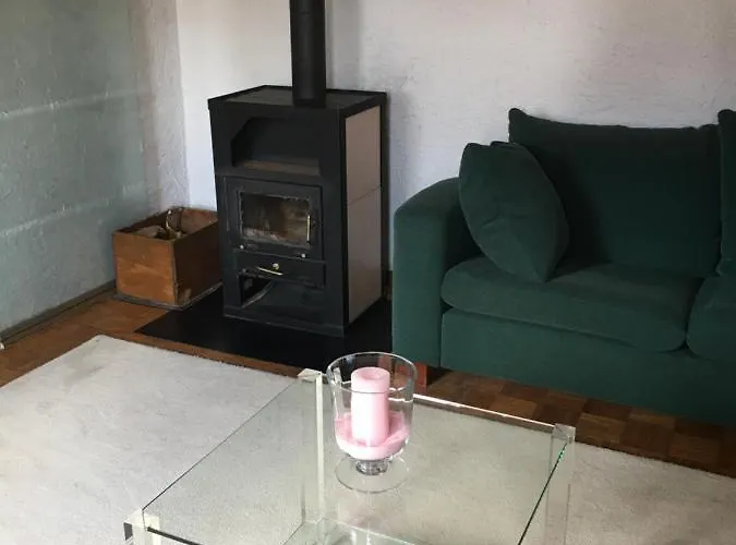 Holiday home Eifel-moezelhuis